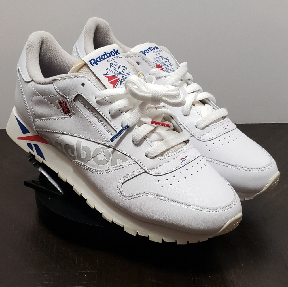 *NEW* Reebok Classic Concept women's size 7.5